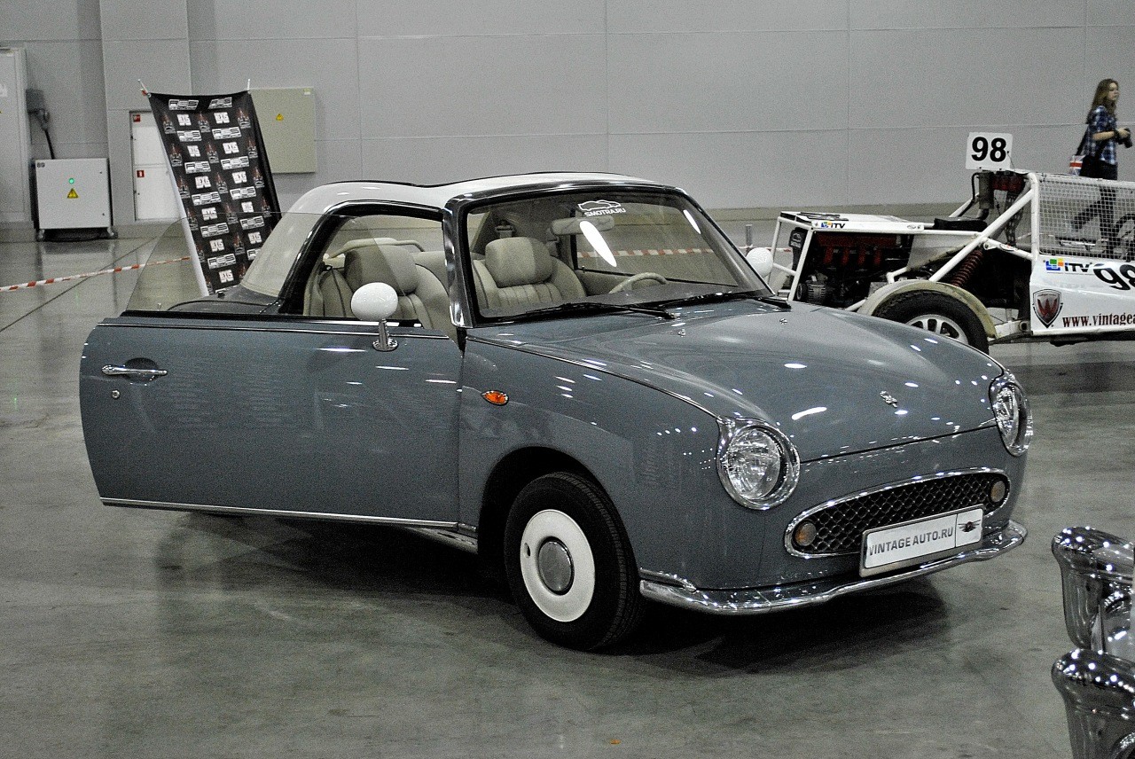 Nissan Figaro 2015