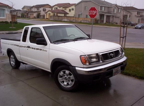 Nissan Frontier 1998