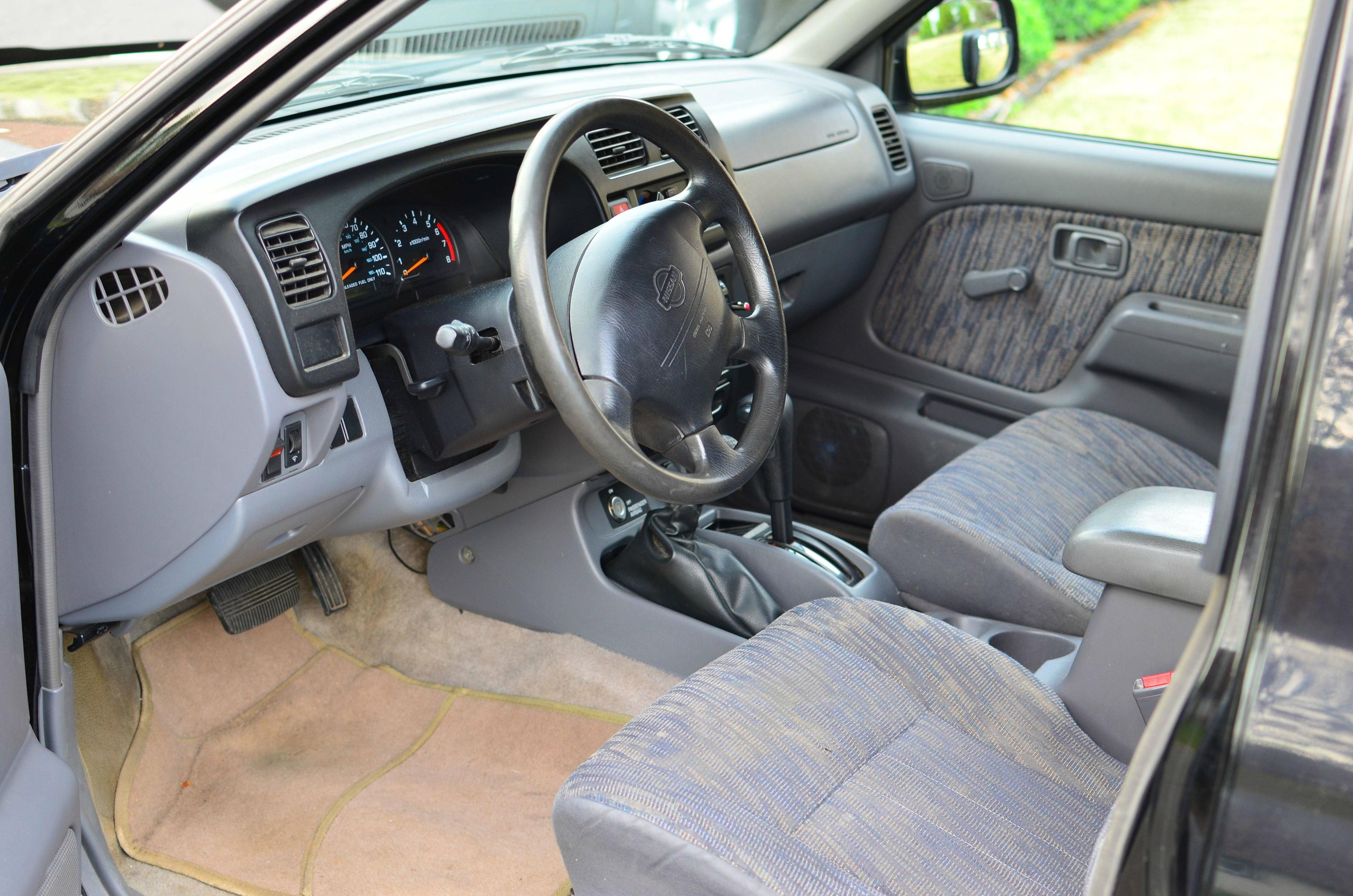 Nissan Frontier 1999