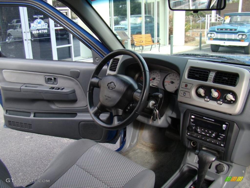 Nissan Frontier 2001