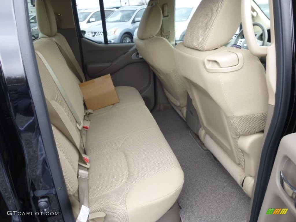 Nissan Frontier 4x4 Crew Cab