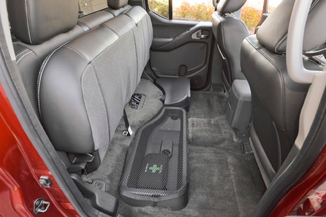 Nissan Frontier Crew