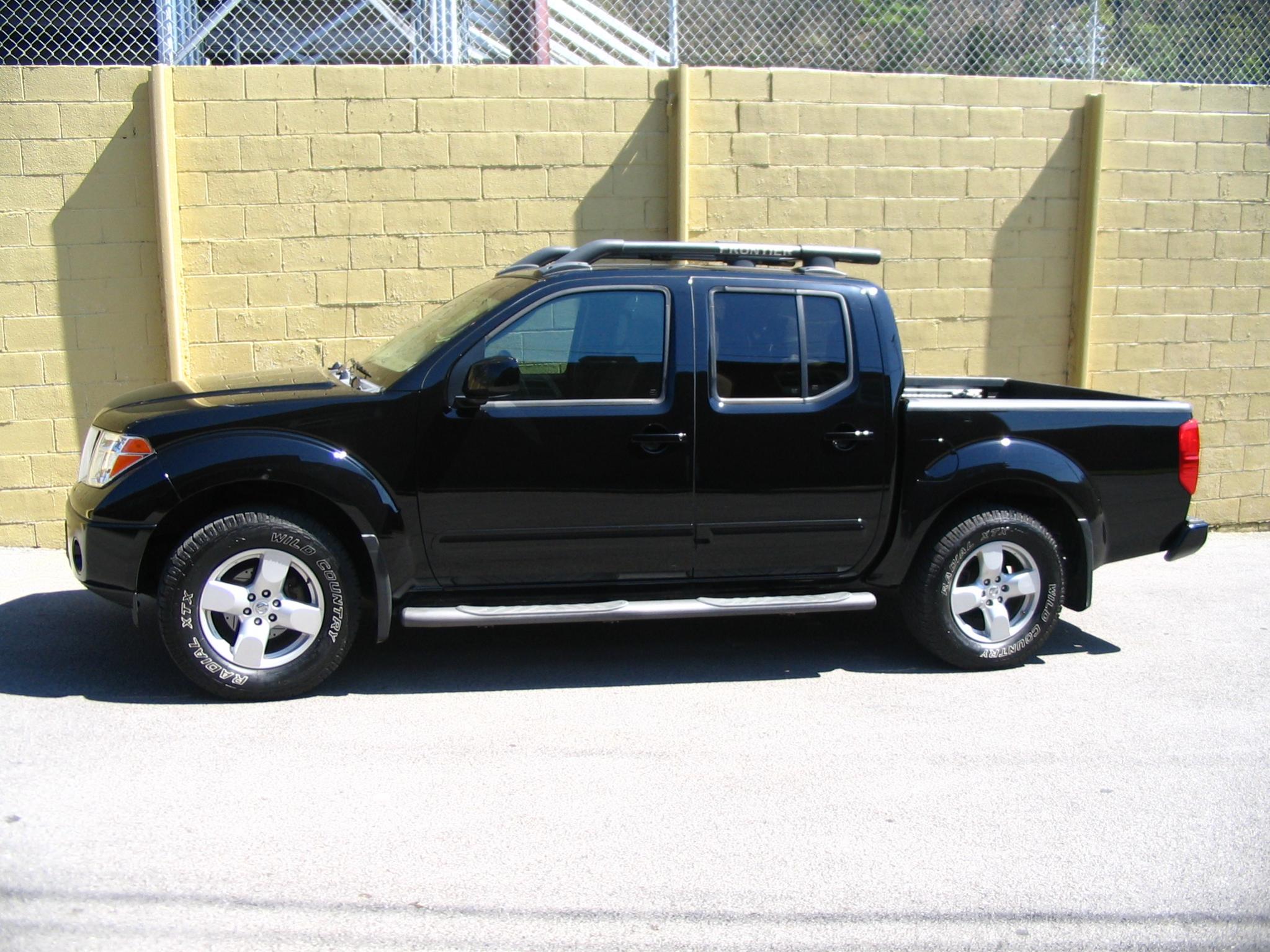 Nissan Frontier Crew
