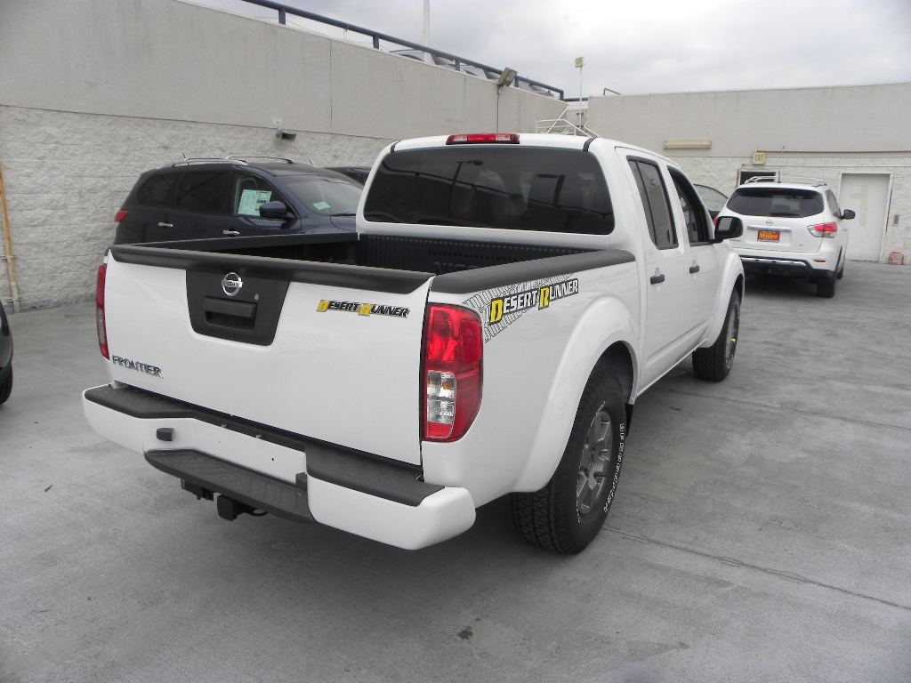 Nissan Frontier Desert Runner