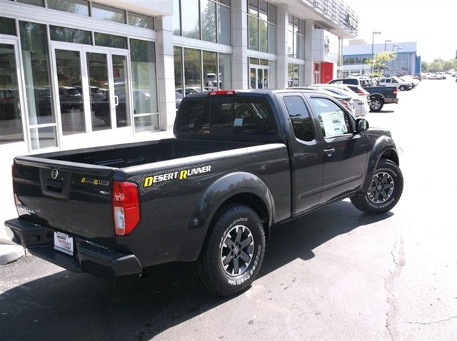 Nissan Frontier Desert Runner