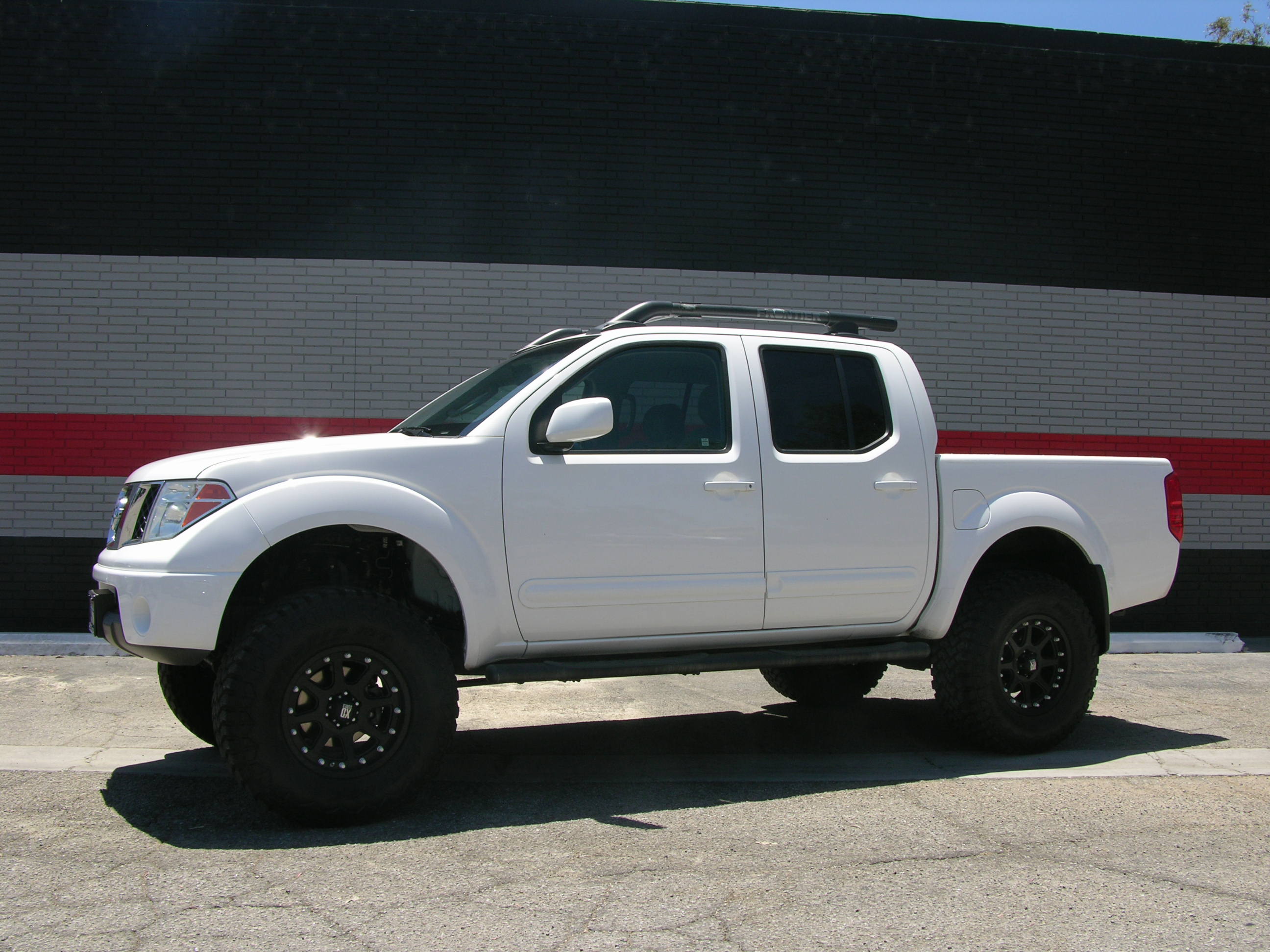 Nissan Frontier Lifted