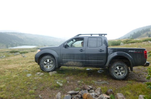 Nissan Frontier Pro 4x Lifted