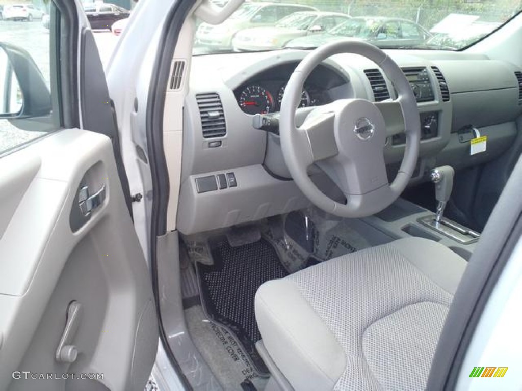Nissan Frontier S