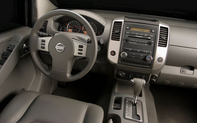 Nissan Frontier Se