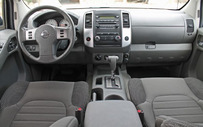 Nissan Frontier V6