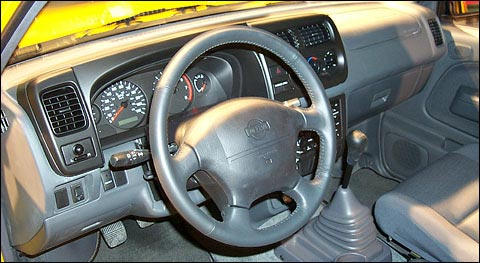 Nissan Frontier Xe 2001
