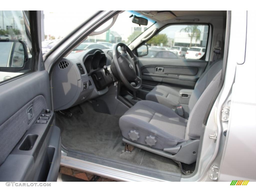 Nissan Frontier Xe V6