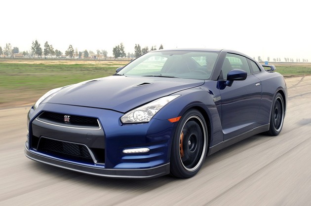 Nissan Gt 2012