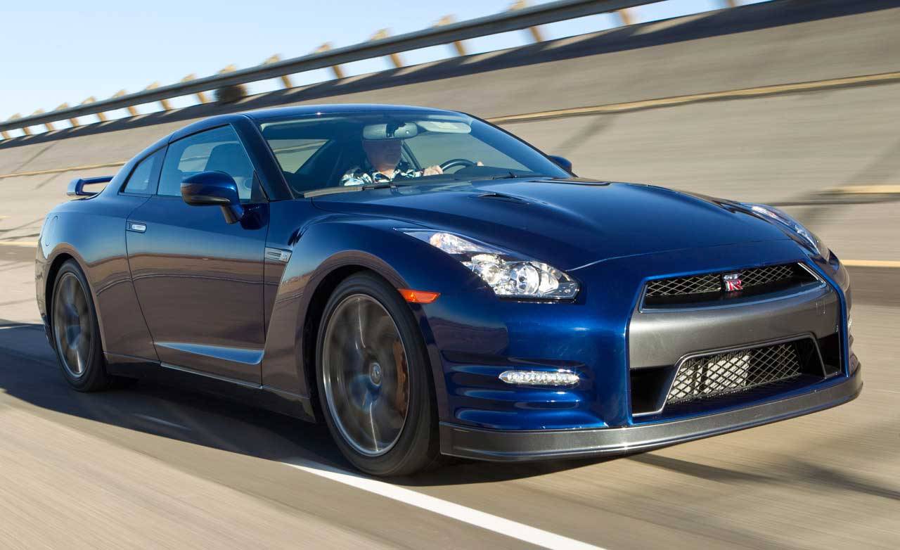Nissan Gt 2012