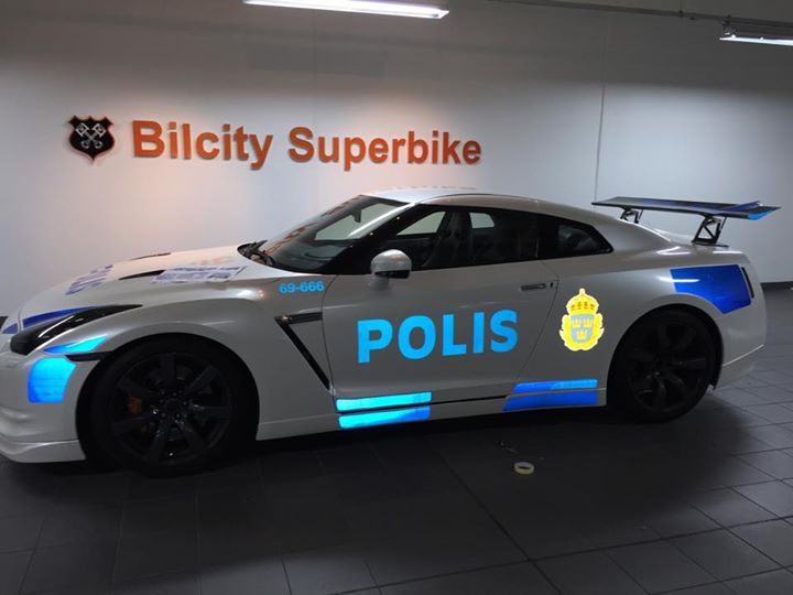 Nissan Gt Car