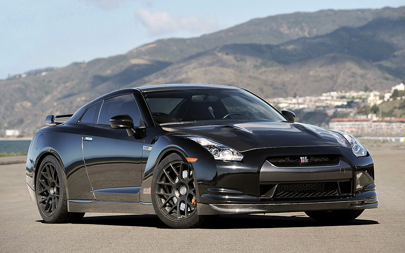 Nissan Gtr 12