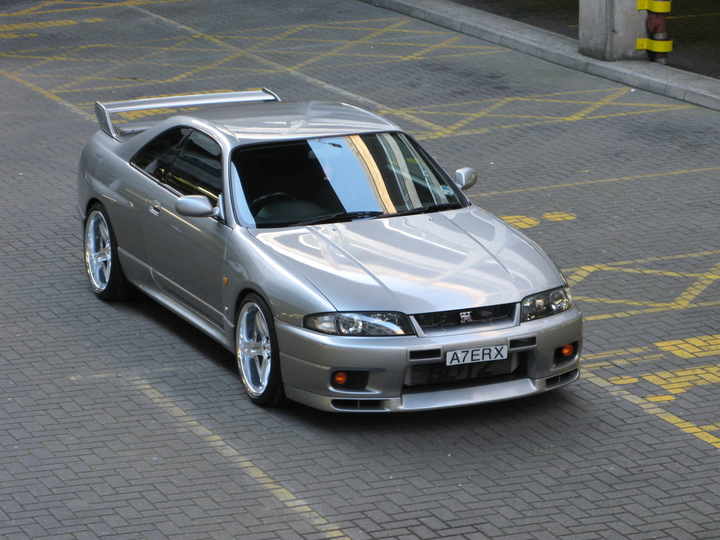 Nissan Gtr 33