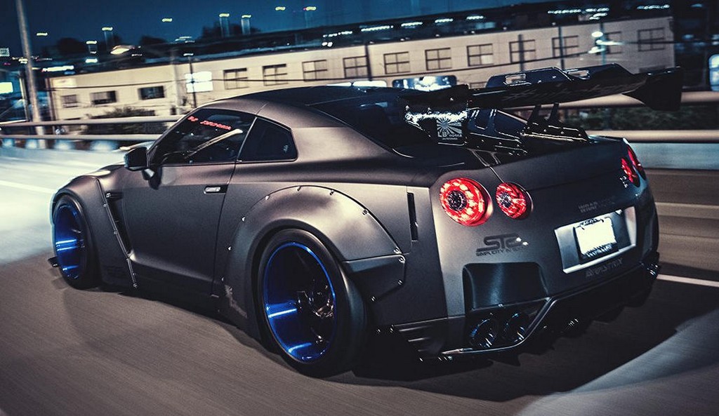 Nissan Gtr 35
