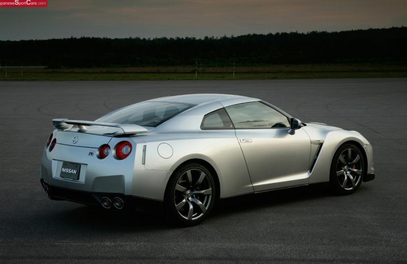 Nissan Gtr 38
