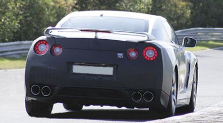 Nissan Gtr 38