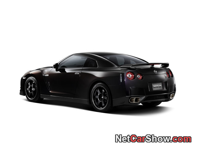 Nissan Gtr 38
