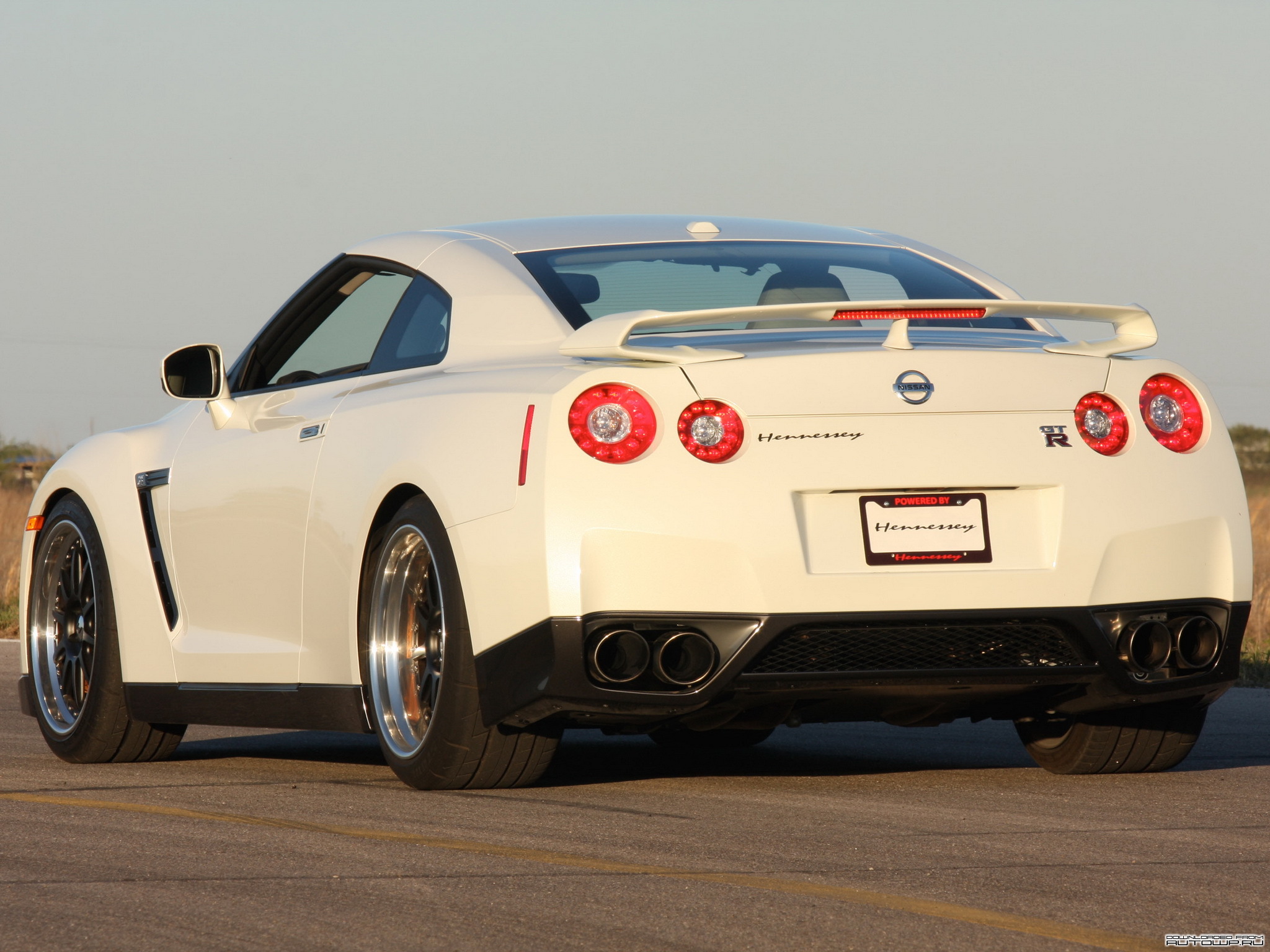 Nissan Gtr 700