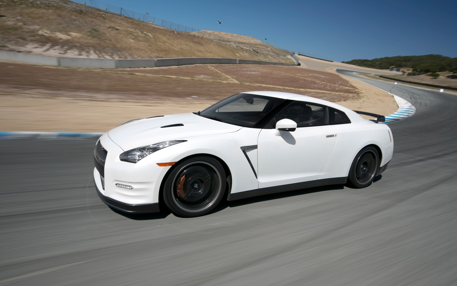 Nissan Gtr Black Edition