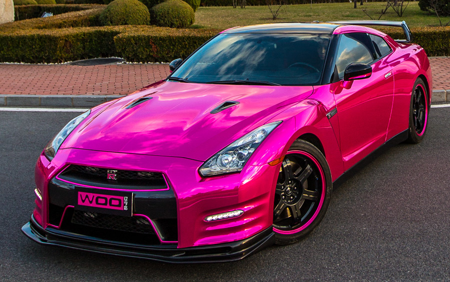 Nissan Gtr Pink