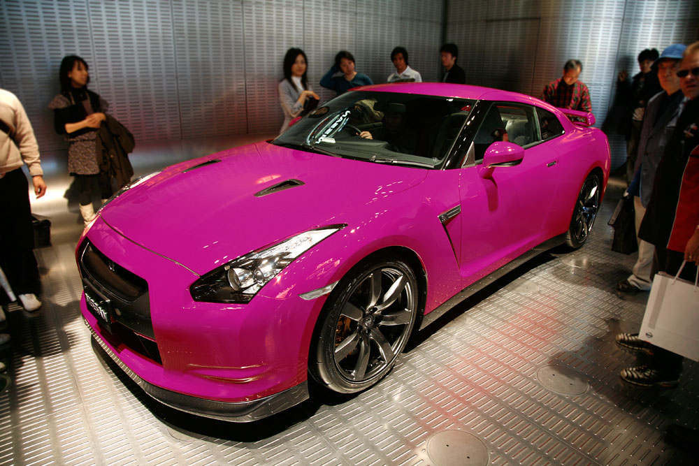 Nissan Gtr Pink