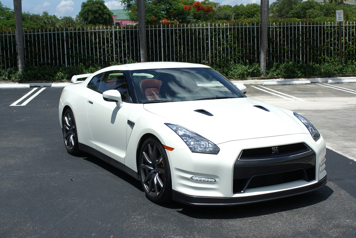 Nissan Gtr Premium