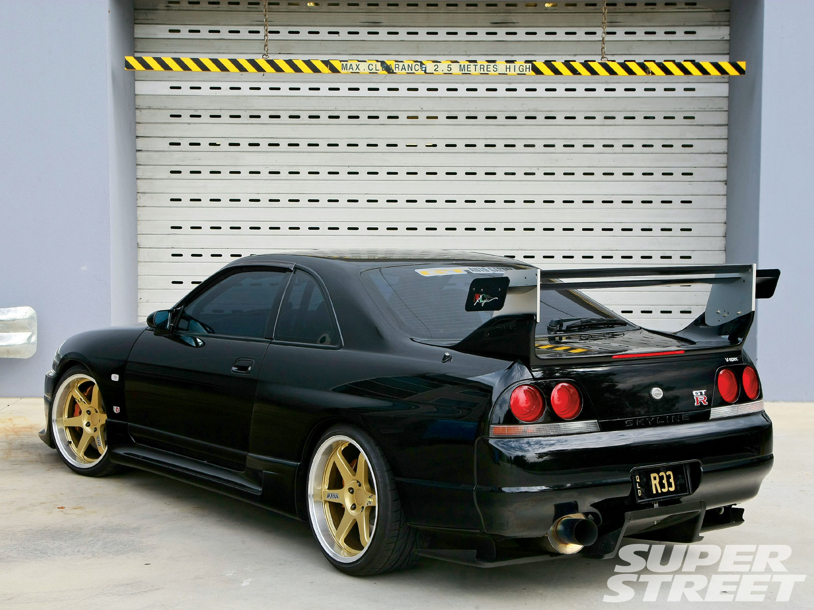Nissan Gtr R33
