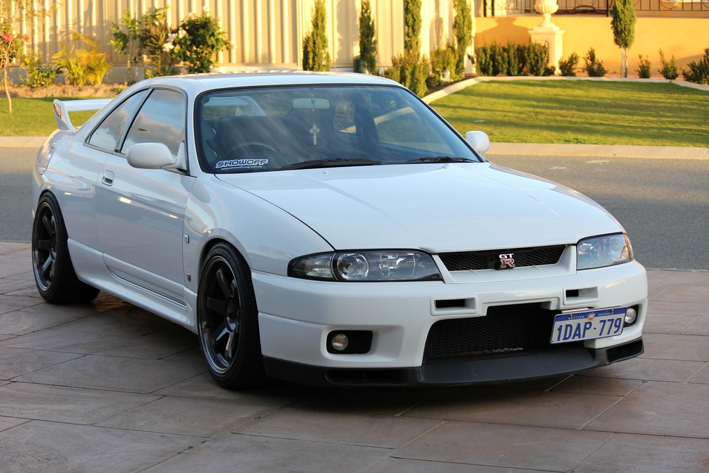 Nissan Gtr R33