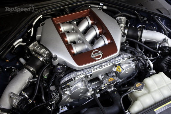 Nissan Gtr V8