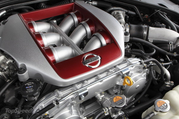 Nissan Gtr V8
