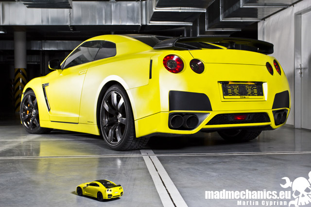 Nissan Gtr Yellow