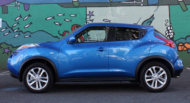 Nissan Juke Blue