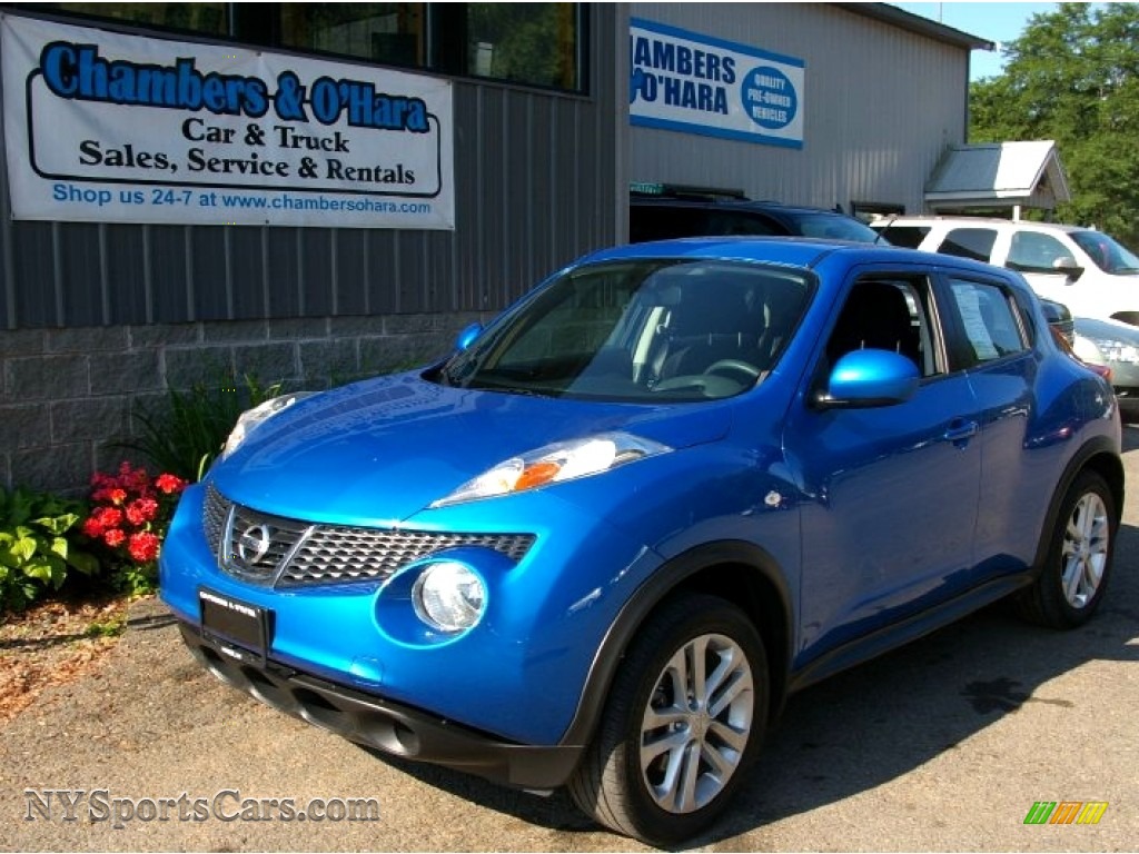 Nissan Juke Electric Blue