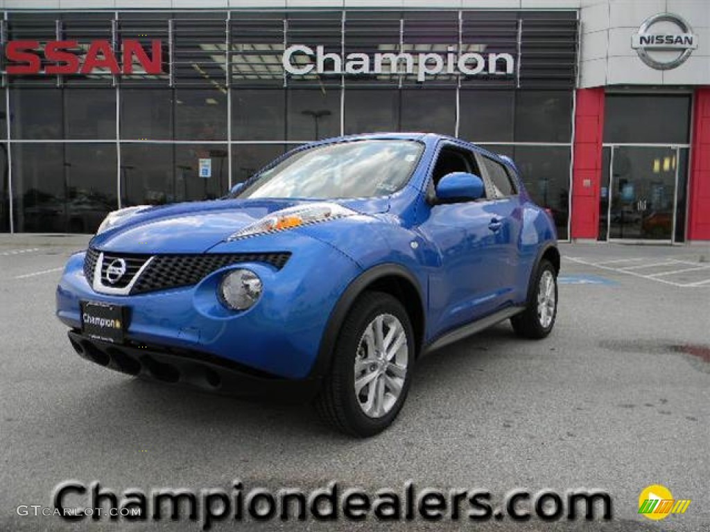 Nissan Juke Electric Blue