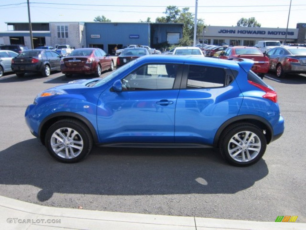 Nissan Juke Electric Blue