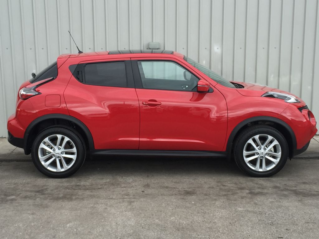 Nissan Juke Flame Red