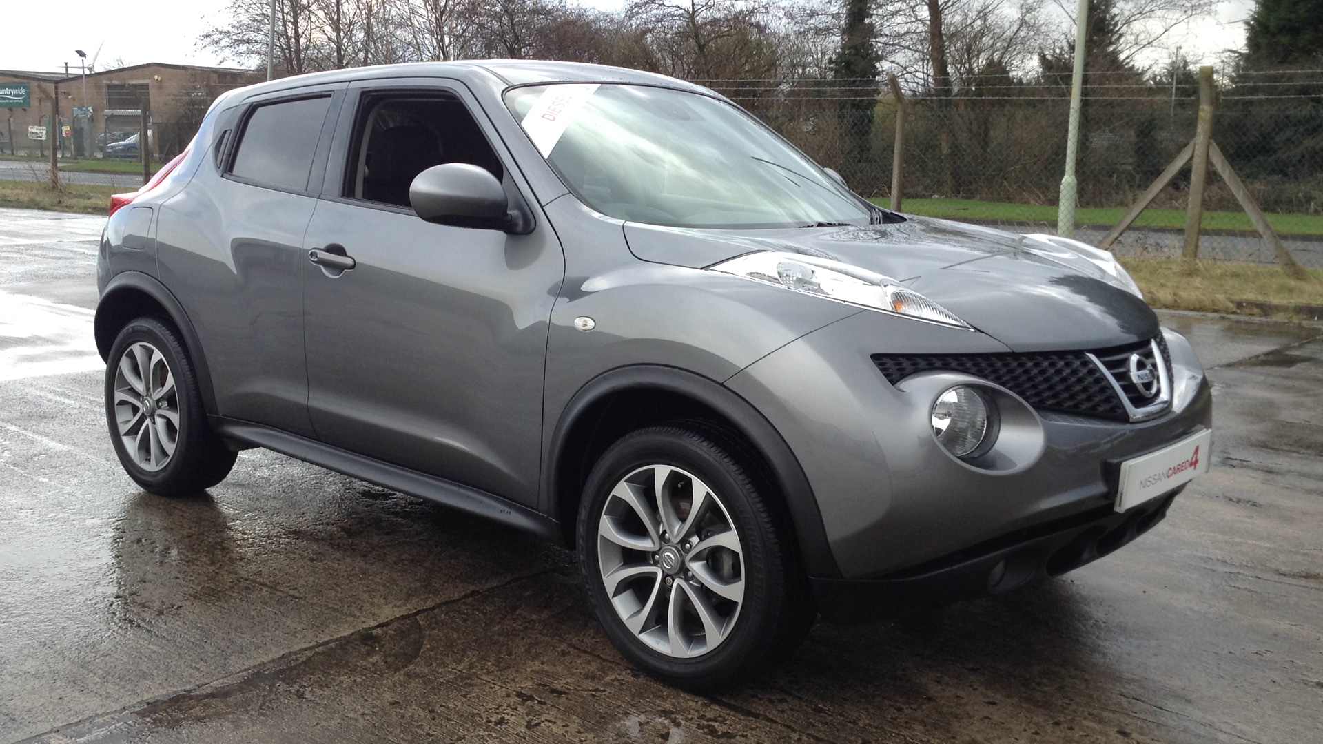 Nissan Juke Gunmetal Grey
