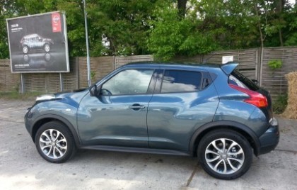 Nissan Juke Haptic Blue