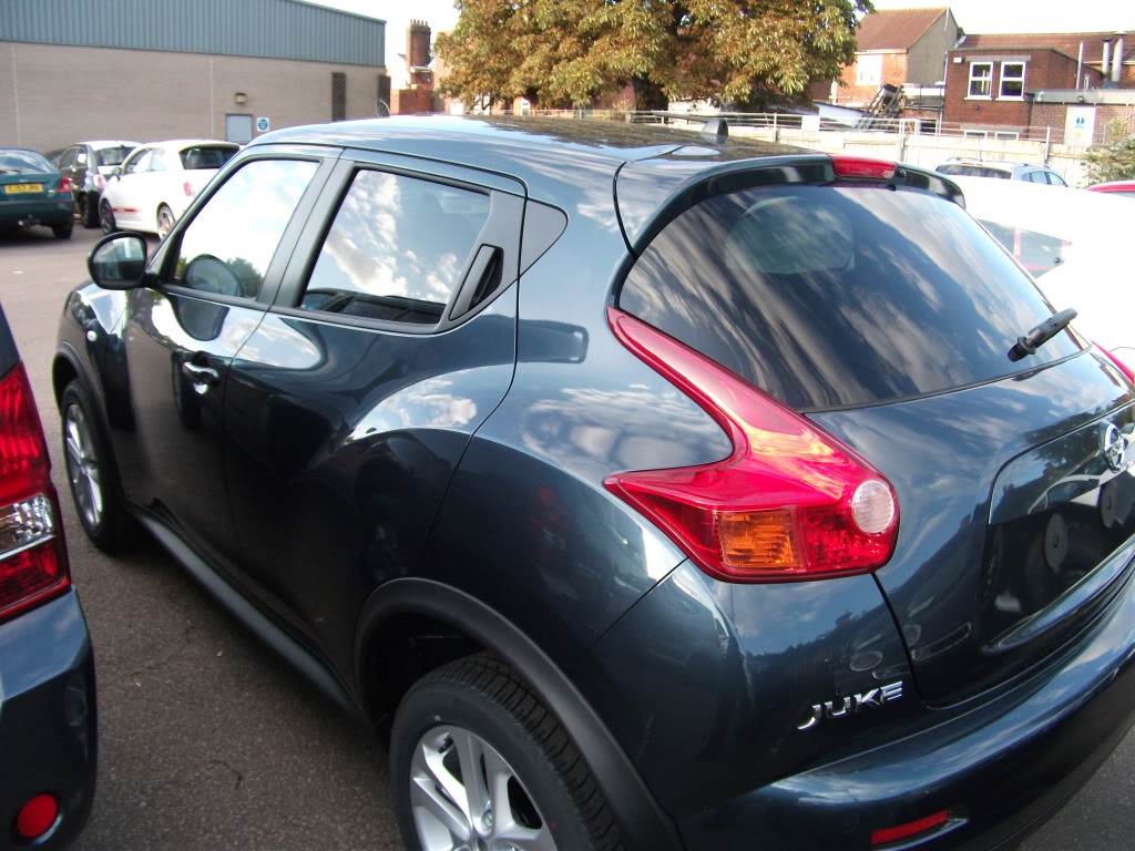 Nissan Juke Haptic Blue