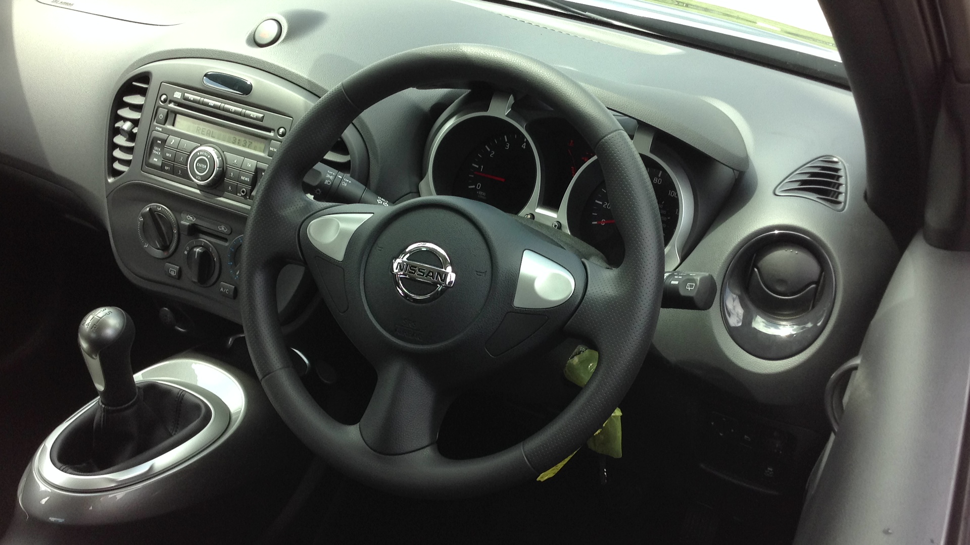 Nissan Juke Visia 1.6