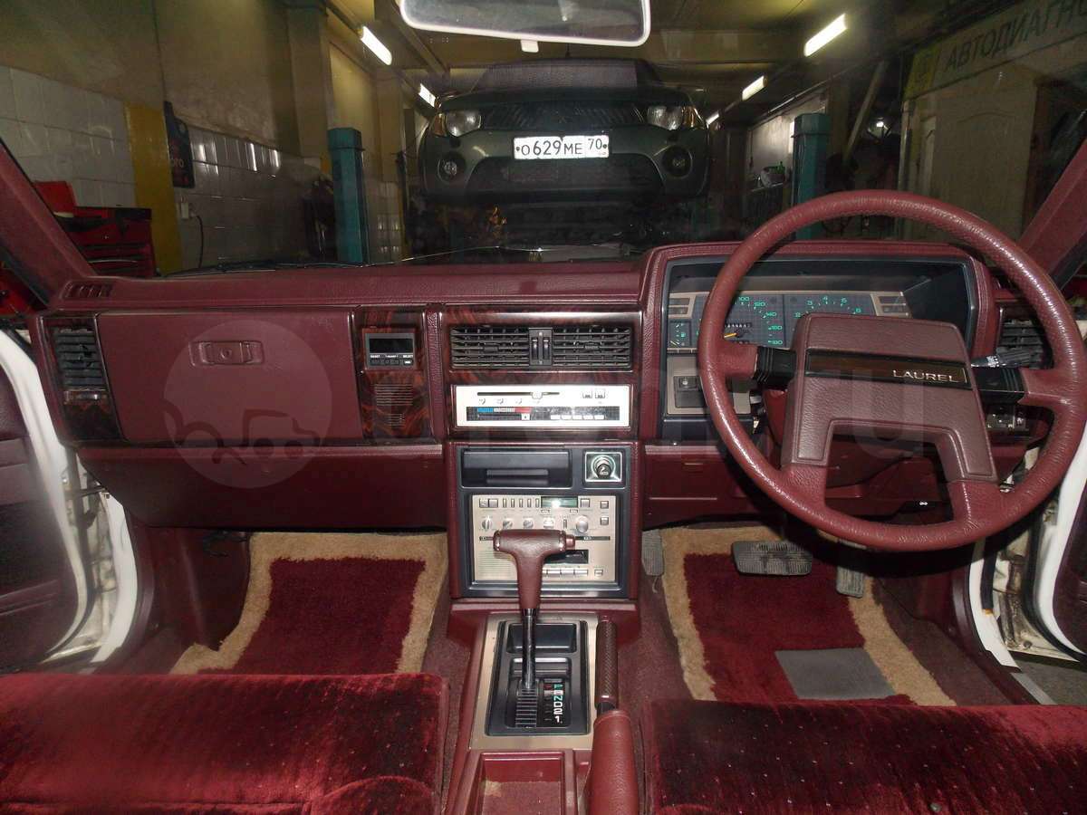 Nissan Laurel 1984