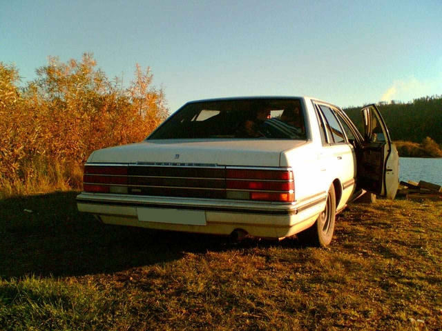 Nissan Laurel 1984