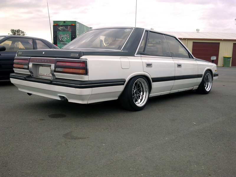 Nissan Laurel 2.4