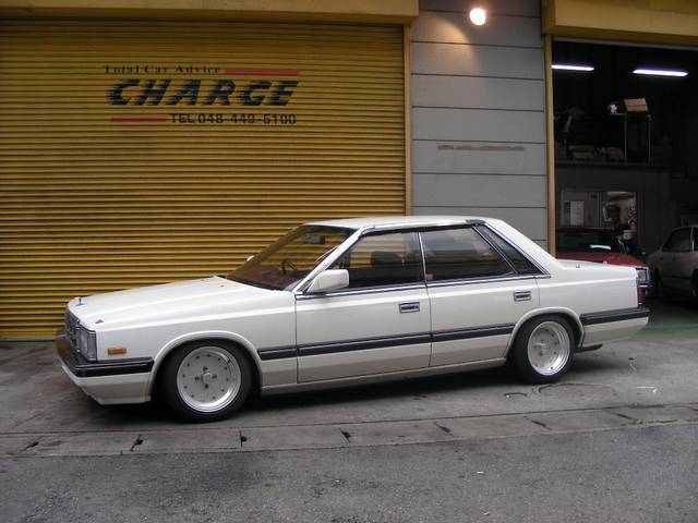 Nissan Laurel