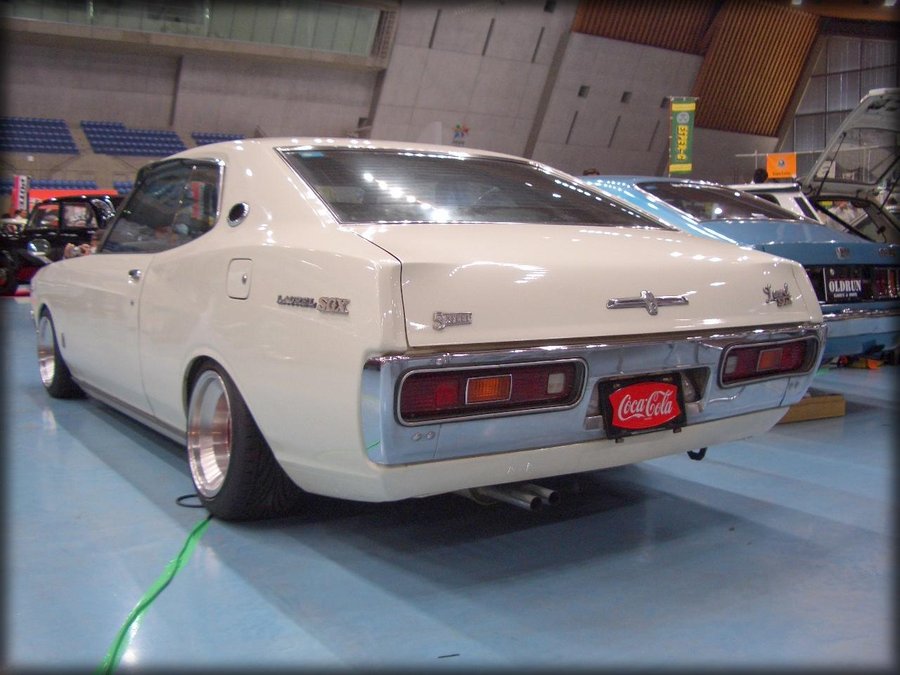 Nissan Laurel C30