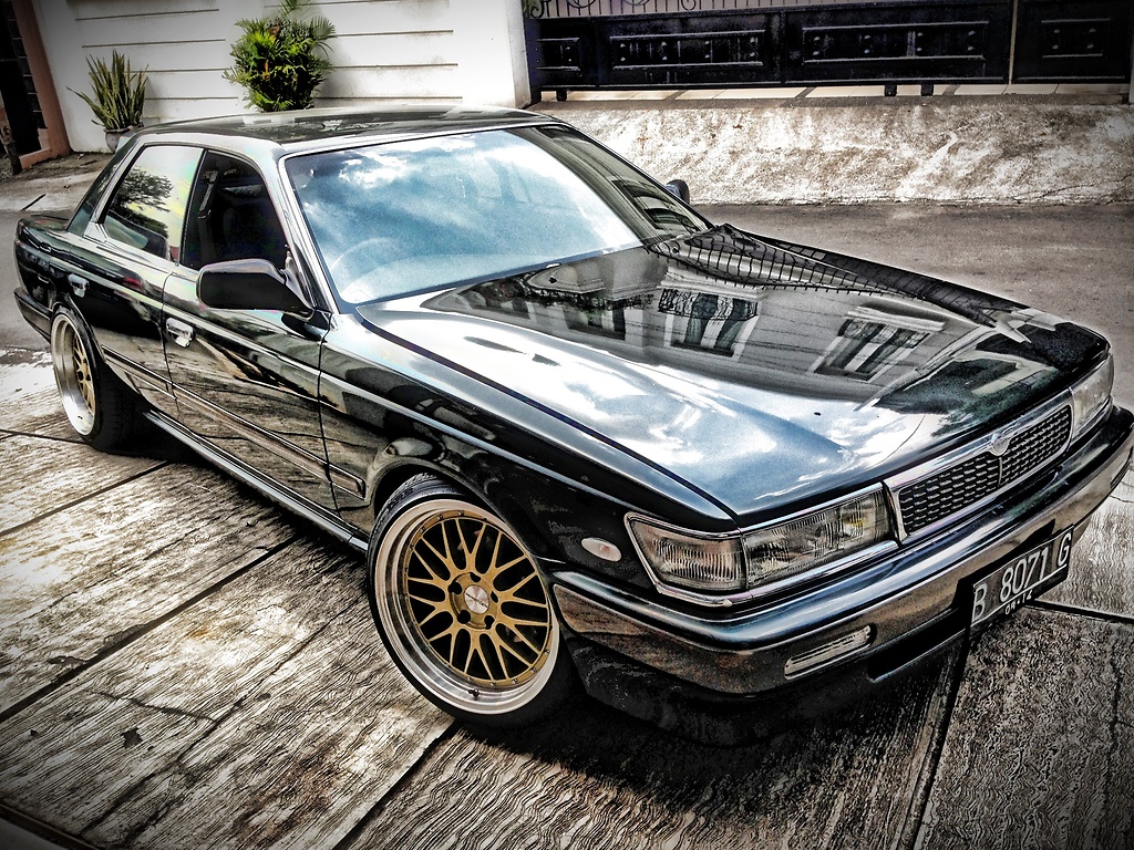 Nissan Laurel C33